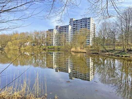 Reinfeld - Frei verfügbare und gut geschnittene 3-Zimmer-Wohnung mit Blick auf den Neuhöfer Teich in