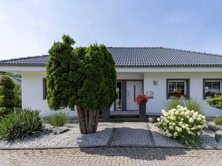 Gut geschnittene Neubau-Doppelhaushälfte im Bungalowstil!