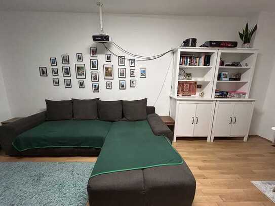 Nachmiter Gesucht : 🏡 Ruhige 2-Zimmer-Wohnung in Top-Lage – Nur 2 Min zur U-Bahn! 🚇