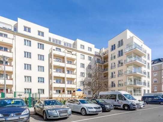 Familienwohnung mit 4 Zimmern in Parknähe / Lift / Balkon / Wintergarten / Sofortbezug