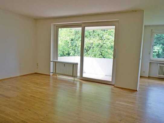 Jülich-Innenstadt, 90m², Parkett, Balkon, zwei Bäder, 4Z-K-D-2B