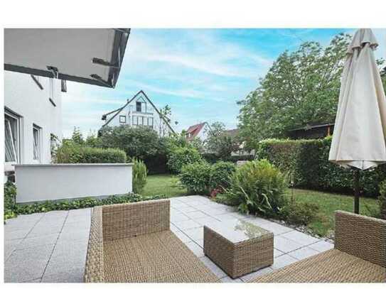Stilvoll möblierte Wohnung mit großem Garten, Terrasse und Garage 
Im Brühl 7, 71404 Korb