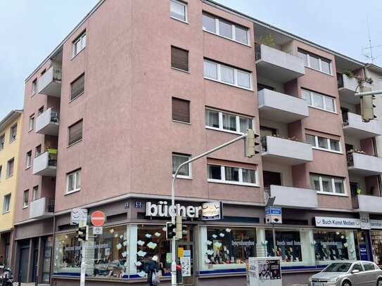 komplett sanierte 2-Zimmer-Wohnung mit Balkon