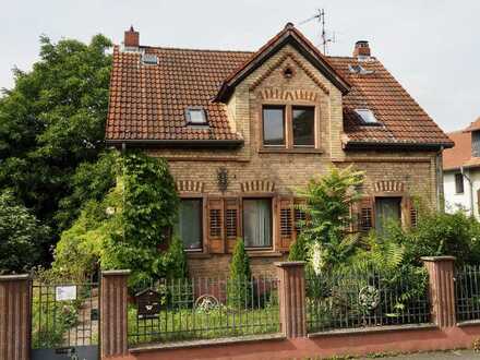 Freistehendes Backsteinhaus mit Garten in guter Lage in Nieder-Olm