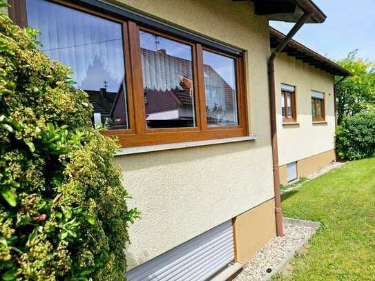 Das passende Haus für Jung und Alt -geräumiger Bungalow-Wohnen auf einer Ebene mit gr. Garten