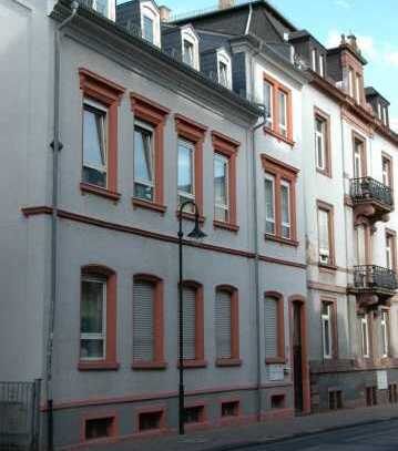 Gepflegte 4-Zimmer-Wohnung in zentraler Innenstadtlage in Bad Homburg