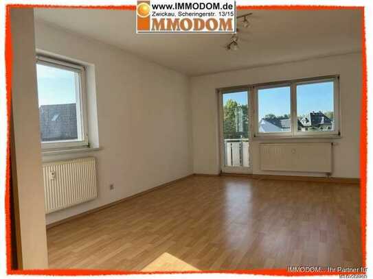 3-Zimmer-Wohnung in Oelsnitz/Erzgebirge mit BALKON und Tiefgaragen-PKW zu verkaufen!