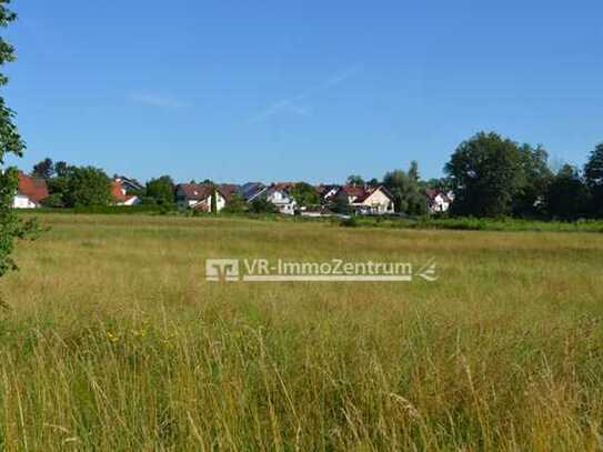 großzügige Wiese Richtung Geretshausen