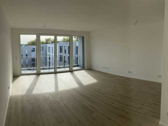 Neuwertig: Helles Appartement mit Küche und Sonnenbalkon in Bergisch Gladbach