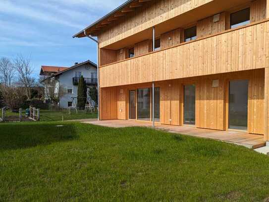 Barrierefreie Wohnung Erdgeschoß mit Terrasse und Garten