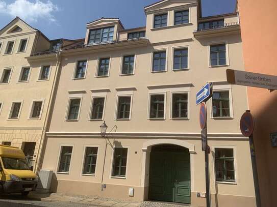 schöne 2- Raum- Wohnung in der Nikolaivorstadt mit Terrasse