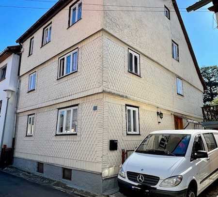 Zweifamilienhaus in Benshausen