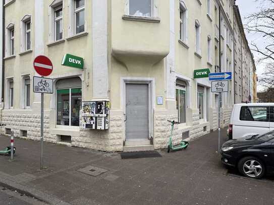 Laden zu vermieten