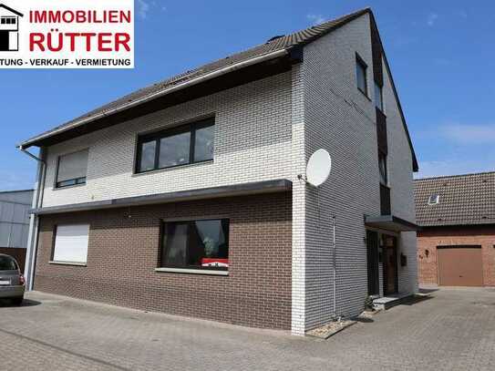 Rheinberg (Borth), MFH (4 WE) ca. 271 m² Wfl., ca. 242 m² Nutzfläche, 3 x Garage, TOP Kapitalanlage!