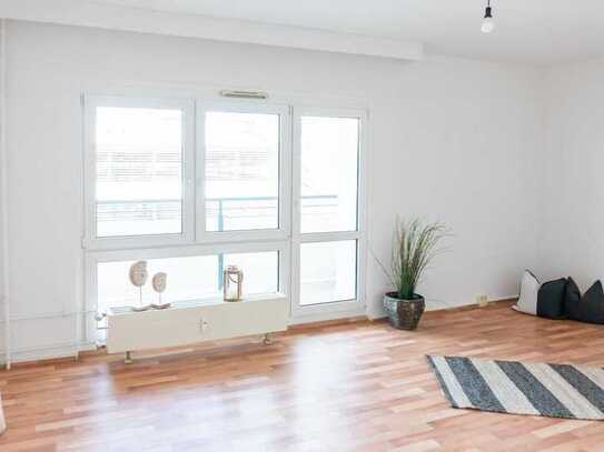 Großzügige 4-Raum-Wohnung in zentraler Lage