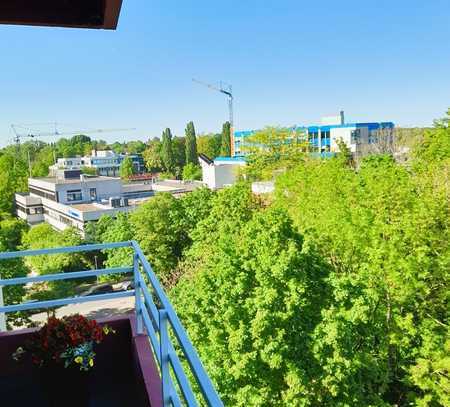 Gutgeschnittene Zweizimmer Wohnung mit schöner Aussicht