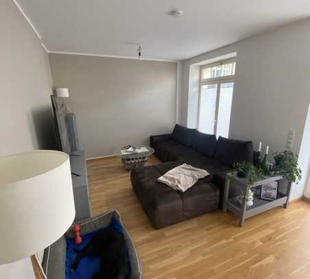 Nachmieter - Sanierte 2-Zimmer-Wohnung mit Terrasse und Einbauküche in Leipzig