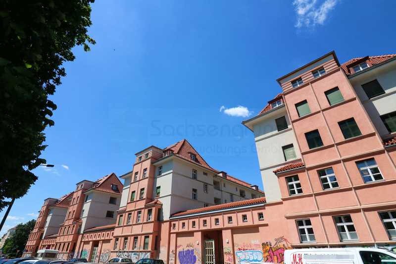 *CONNEWITZ* 2--Raumwohnung mit Parkett und Loggia*Wohnung ist vermietet*