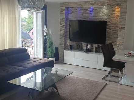 ***HERZLICH WILLKOMMEN ZU HAUSE- SCHÖNE 2 ZIMMER WOHNUNG MIT BALKON***