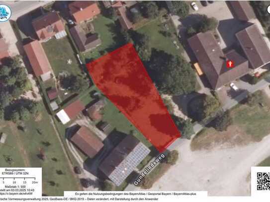 1.000 m² Bauland zentral in Moos