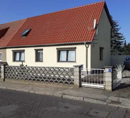 Doppelhaushälfte in ruhiger Lage in Burg