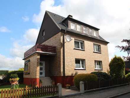 Freistehendes Zwei- bis Dreifamilienhaus in Fröndenberg-Hohenheide
