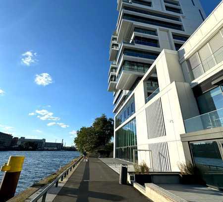 DIREKT AN DER SPREE - 2 ZIMMER LUXUSAPARTMENT IN SPEKTAKULÄRER PREMIUM IMMOBILIE