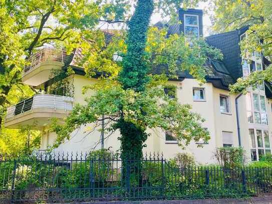 Sanierungsbedürftige Maisonettewohnung in 1-A-Lage von Berlin-Grunewald