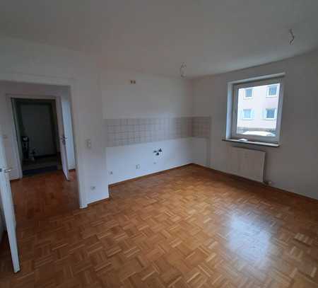 01 Apianstr. 5: 2,5 Zimmer-Erdgeschoss-Wohnung ohne EBK, ohne Balkon