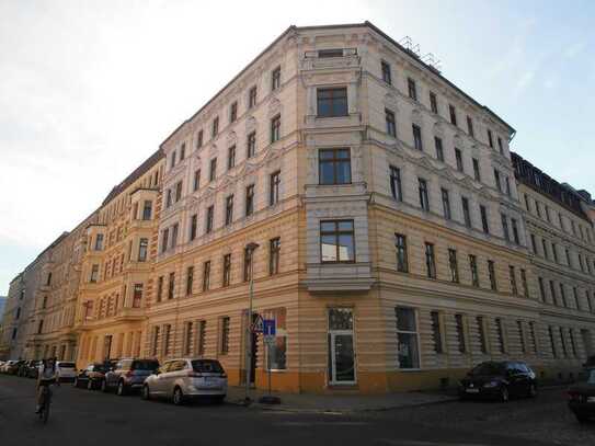 Geräumige 3-Raum-Altbau-Wohnung auf dem Werder