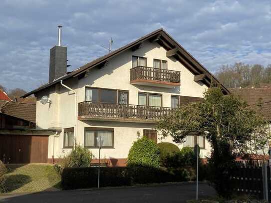 Raumwunder - Großzügiges Einfamilienhaus mit Innenhof und Garten