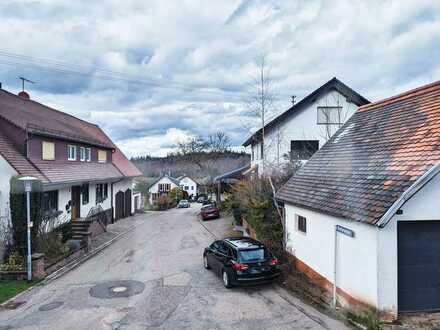 Großzügiges Einfamilienhaus mit ELW in Bad Herrenalb-Bernbach