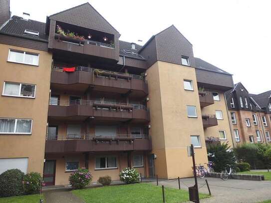 Moderne 3,5 Zi-Dachgeschoßwohnung mit großem Balkon ! WBS erforderlich !