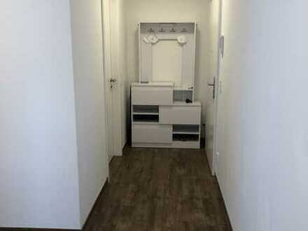 Ein Zimmer in Neubau-3-Zimmer-Wohnung möbliert, München Pasing-Obermenzing
