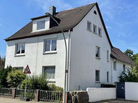 Bezugsfreies Mehrfamilienhaus mit Anbau - 4 Wohneinheiten zur Neuvermietung in BS-Veltenhof