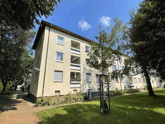 Charmante 3-Zimmer-Wohnung mit gemütlicher Loggia im Frankfurter Dornbusch