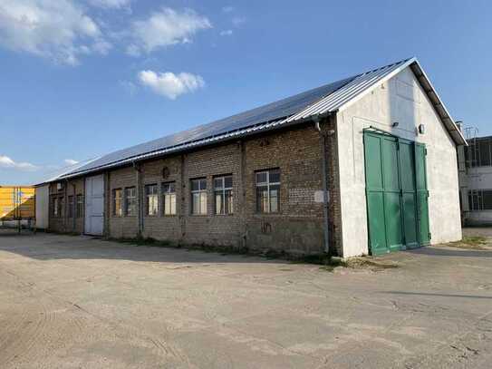 Gewerbeeinheiten für Handwerk und Lager - von 100-300 m²