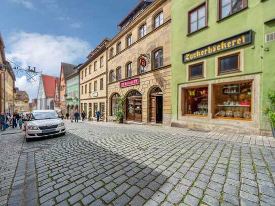 Wohn- und Geschäftshaus mit Hinterhaus-Potential im Zentrum von Rothenburg o.d.T.