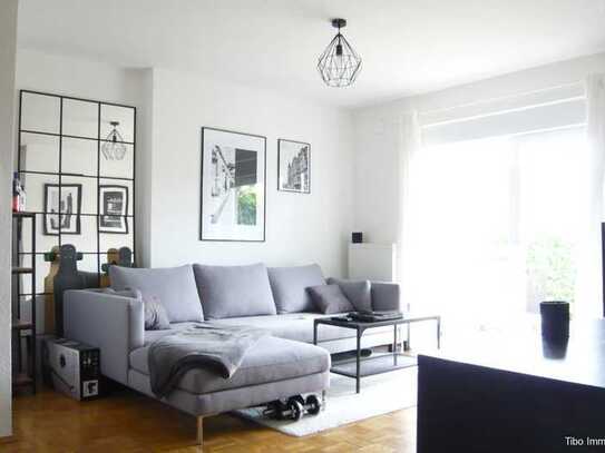 Altbau-Singlewohnung mit Balkon sucht netten Nachmieter*in!