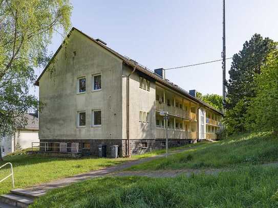 Frisch renovierte 2-Zimmer Wohnung inkl. EBK und Balkon