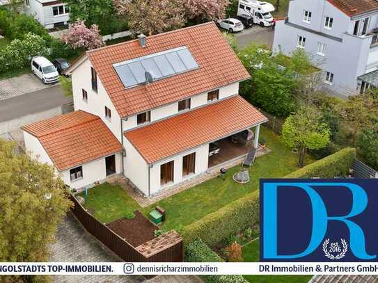 Großzügiges Einfamilienhaus mit Doppelgarage und Solarpanele im Süden von Ingolstadt