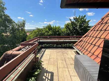 Schicke 1,5 Zimmer-Wohnung mit Dachterrasse