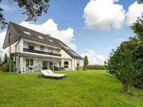 Freistehendes Einfamilienhaus mit Wintergarten - fußläufig zur St. George's School in Köln-Rondorf