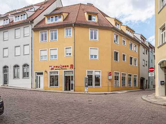 Neubau mit Balkon, Wanne, frisch renoviert und neuer Vinyl-Designbelag - unweit des Obermarktes.