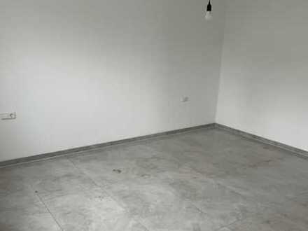 Barrierefreie kernsanierte 2-Zimmer-Wohnung mit gehobener Innenausstattung in Mannheim-Schönau