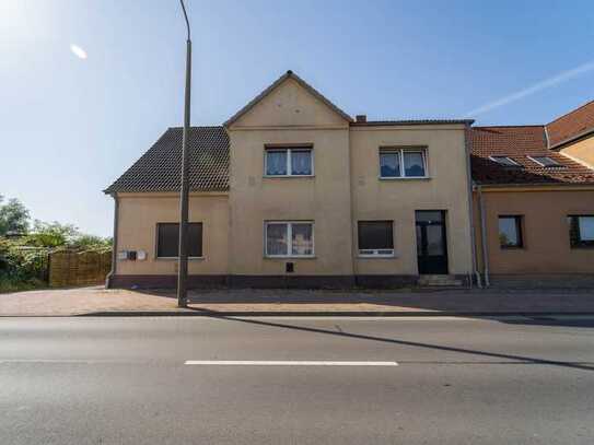 Mehrfamilienhaus in guter Wohnlage mit Potenzial: Sanieren & neu vermieten