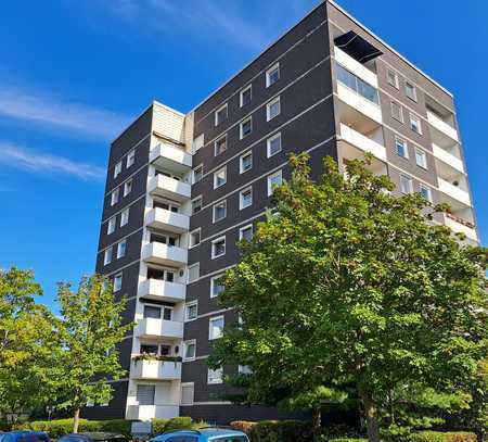 Schöne 4-Zimmer-Wohnung mit Balkon und Einbauküche in Goslar