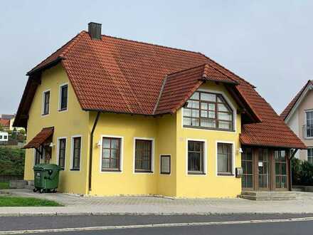 Schickes Einfamilienhaus in Fensterbach bei Schwarzenfeld