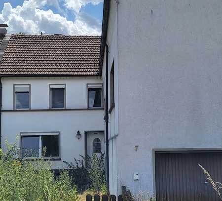 *12*Reihenmittelhaus*Sanierungsbedarf*327m² Grdst*180m²Wfl*Primstal