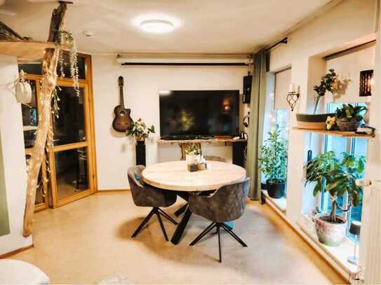 !!! Schöne 2-Zimmer-Wohnung !!! (WBS für 69 m² erforderlich)